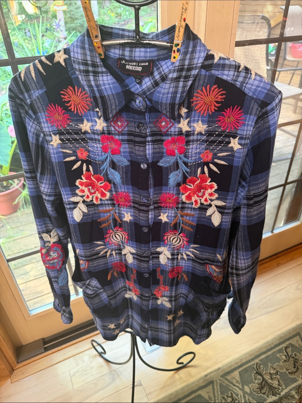 Johnny Was Workshop Mika Painters Smock Embroidered Button-Up Tunic Sz. M Shirt
